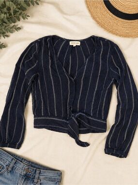 Cloth & Stone Navy Striped Tie Front Button Blouse Size S